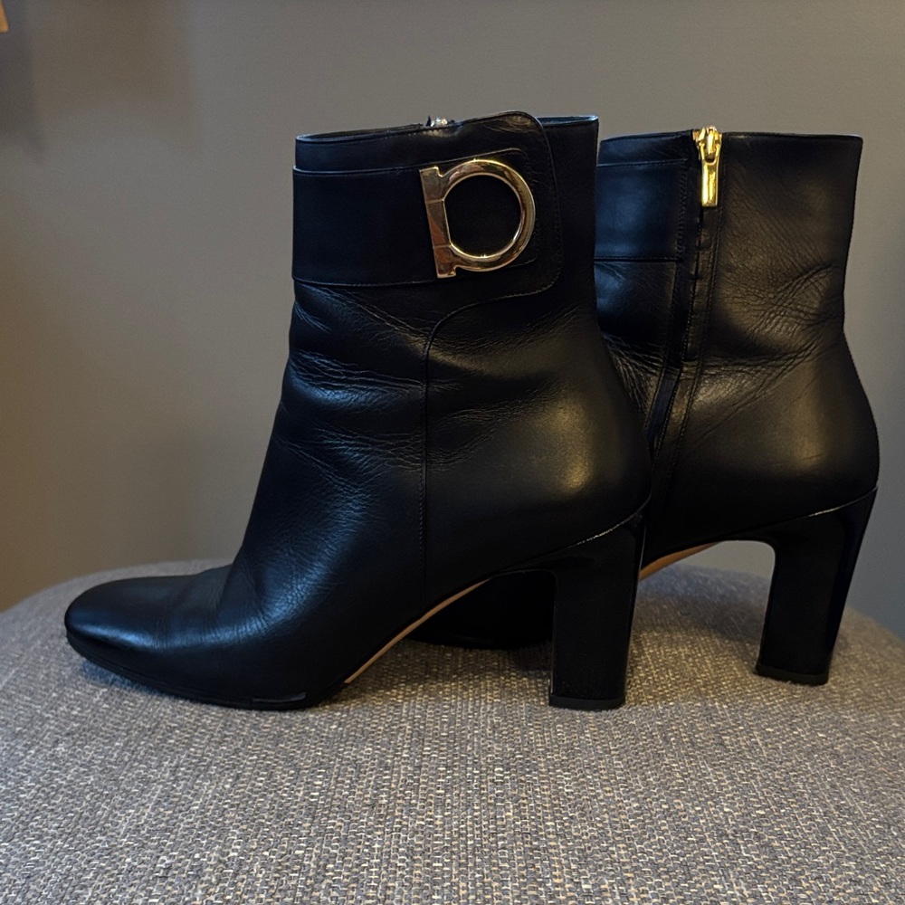 Gorgeous Ferragamo booties. Size 8.5M